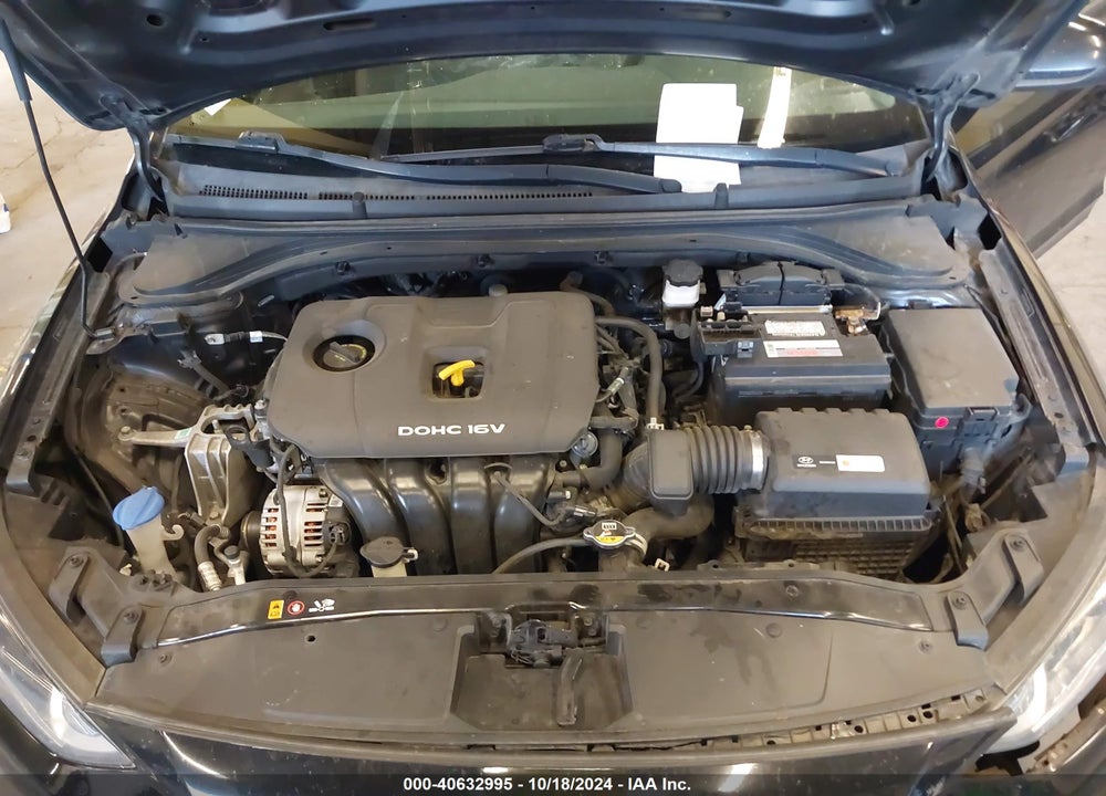2017 HYUNDAI ELANTRA SE VIN: 5NPD74LF8HH191458