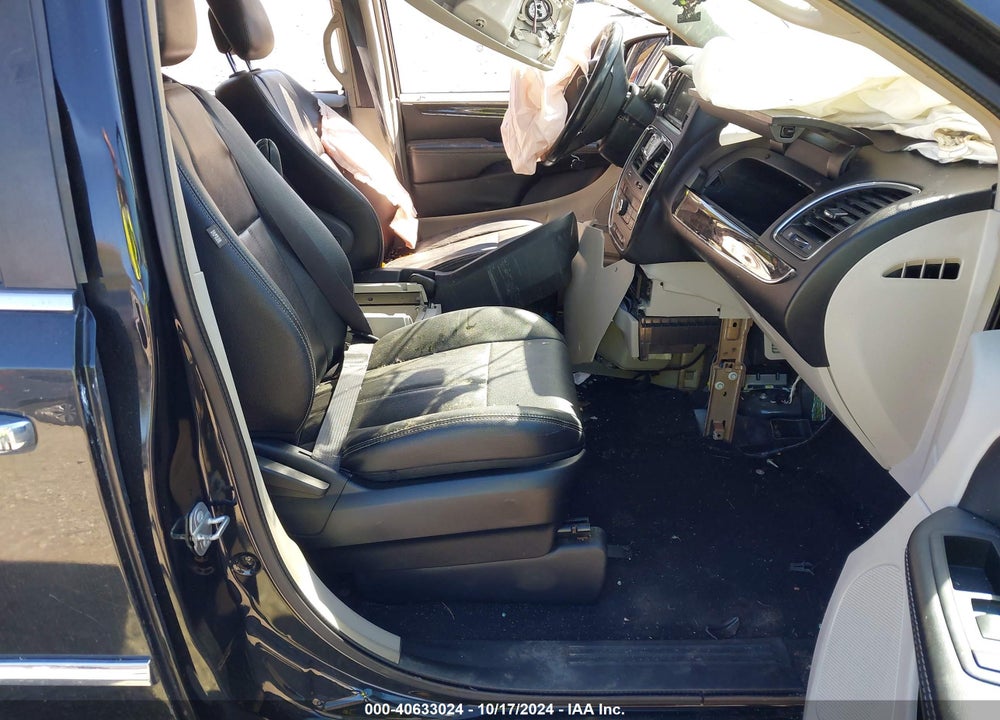 2016 CHRYSLER TOWN & COUNTRY TOURING VIN: 2C4RC1BG2GR261757