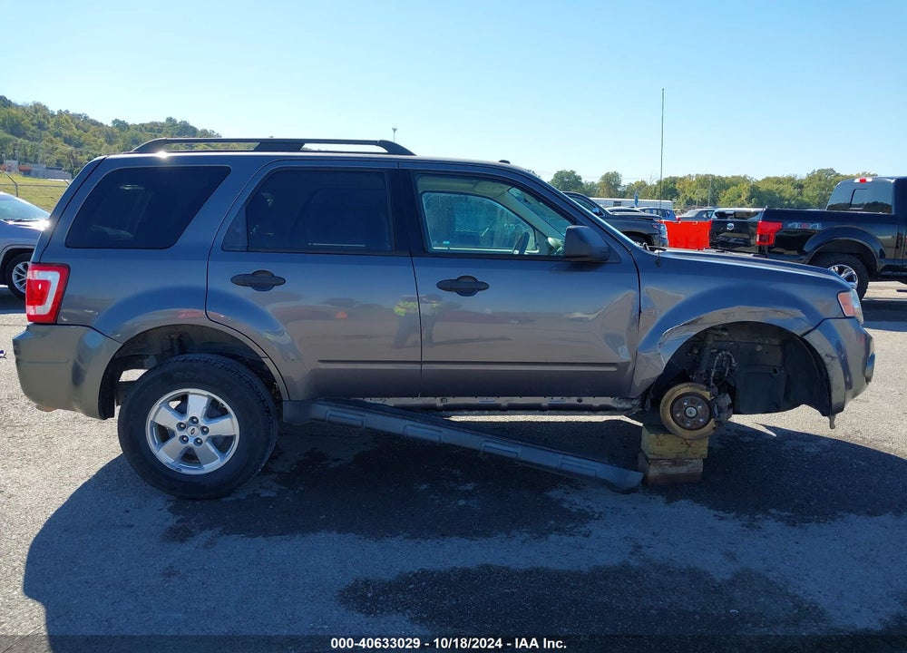 2010 FORD ESCAPE XLT VIN: 1FMCU0D75AKA69664