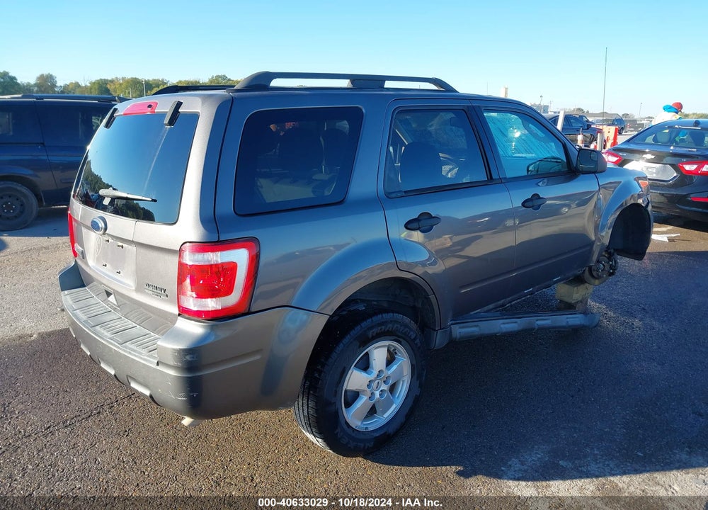2010 FORD ESCAPE XLT VIN: 1FMCU0D75AKA69664