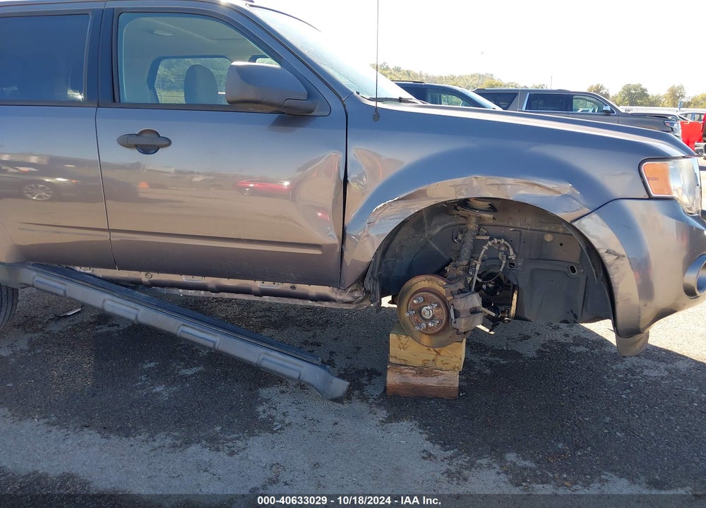 2010 FORD ESCAPE XLT VIN: 1FMCU0D75AKA69664