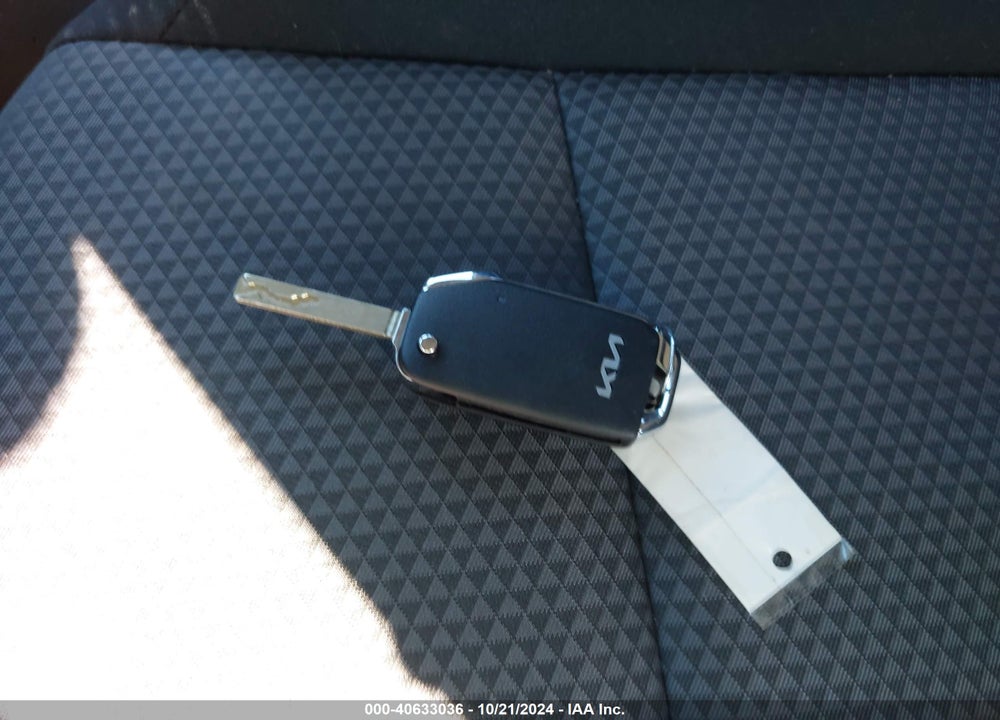 2024 KIA SOUL LX VIN: KNDJ23AUXR7239206