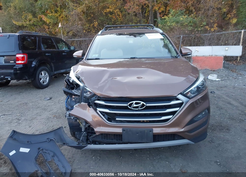 2017 HYUNDAI TUCSON SPORT VIN: KM8J3CA27HU472418