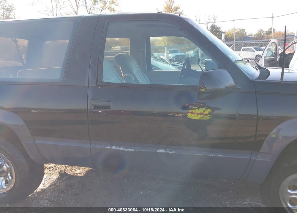 1993 CHEVROLET BLAZER K1500 VIN: 1GNEK18K0PJ351904