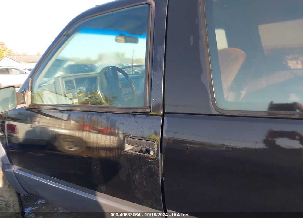 1993 CHEVROLET BLAZER K1500 VIN: 1GNEK18K0PJ351904