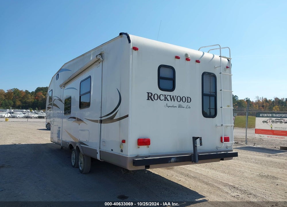 2011 ROCKWOOD 5TH WHEEL TRAVEL TRAILER VIN: 4X4FRLD25B1835094