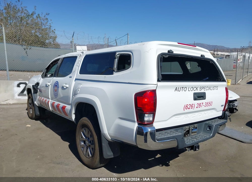 2018 TOYOTA TACOMA SR5 V6 VIN: 3TMAZ5CNXJM057805