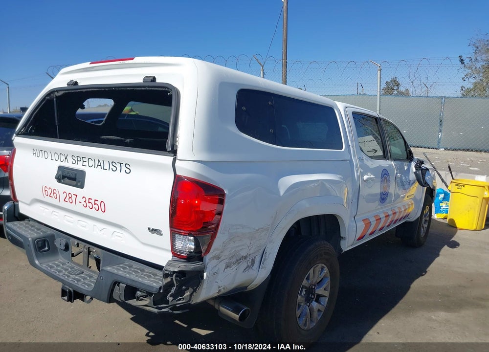 2018 TOYOTA TACOMA SR5 V6 VIN: 3TMAZ5CNXJM057805