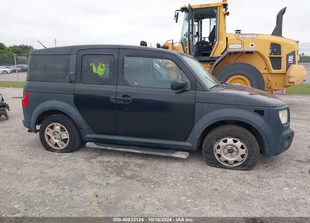 2006 HONDA ELEMENT LX VIN: 5J6YH18346L010080