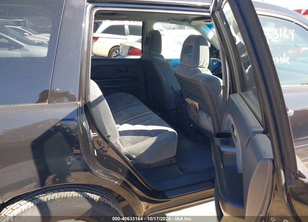 2003 HONDA PILOT EX VIN: 2HKYF18443H585915