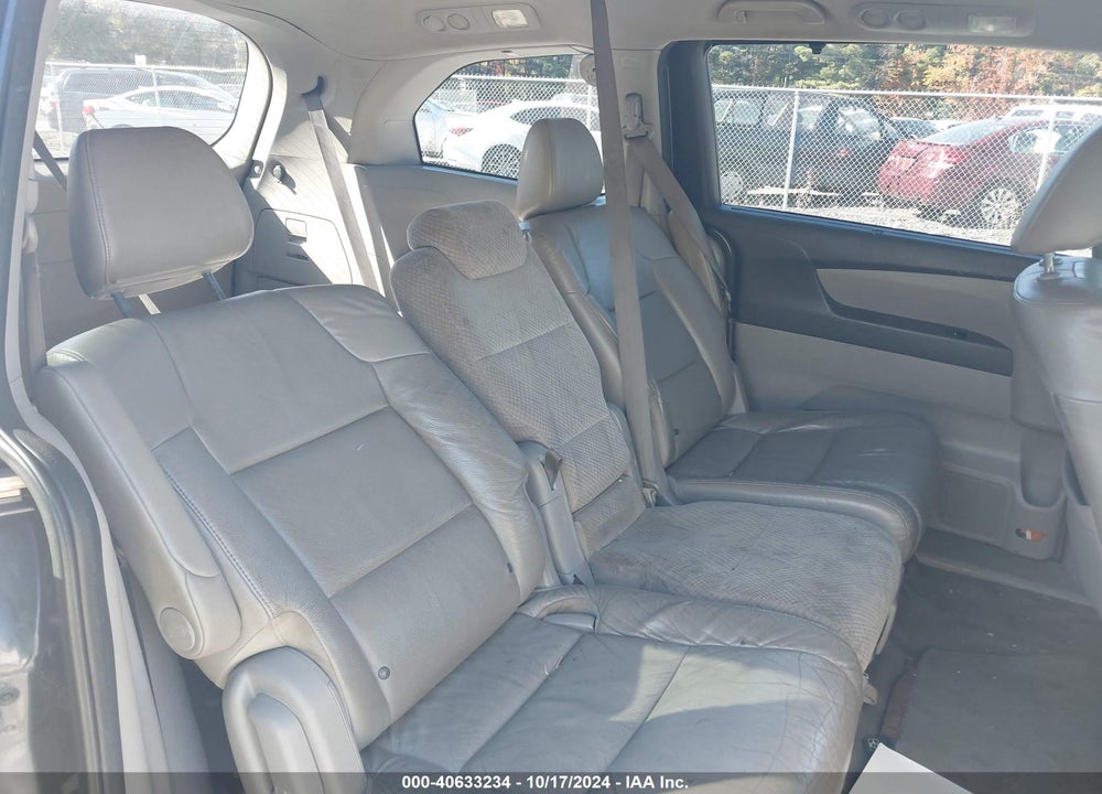 2016 HONDA ODYSSEY SE VIN: 5FNRL5H39GB113547