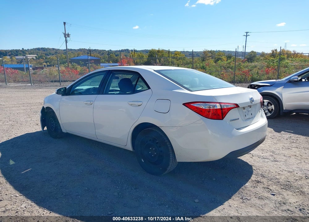 2015 TOYOTA COROLLA VIN: 5YFBURHE3FP292209