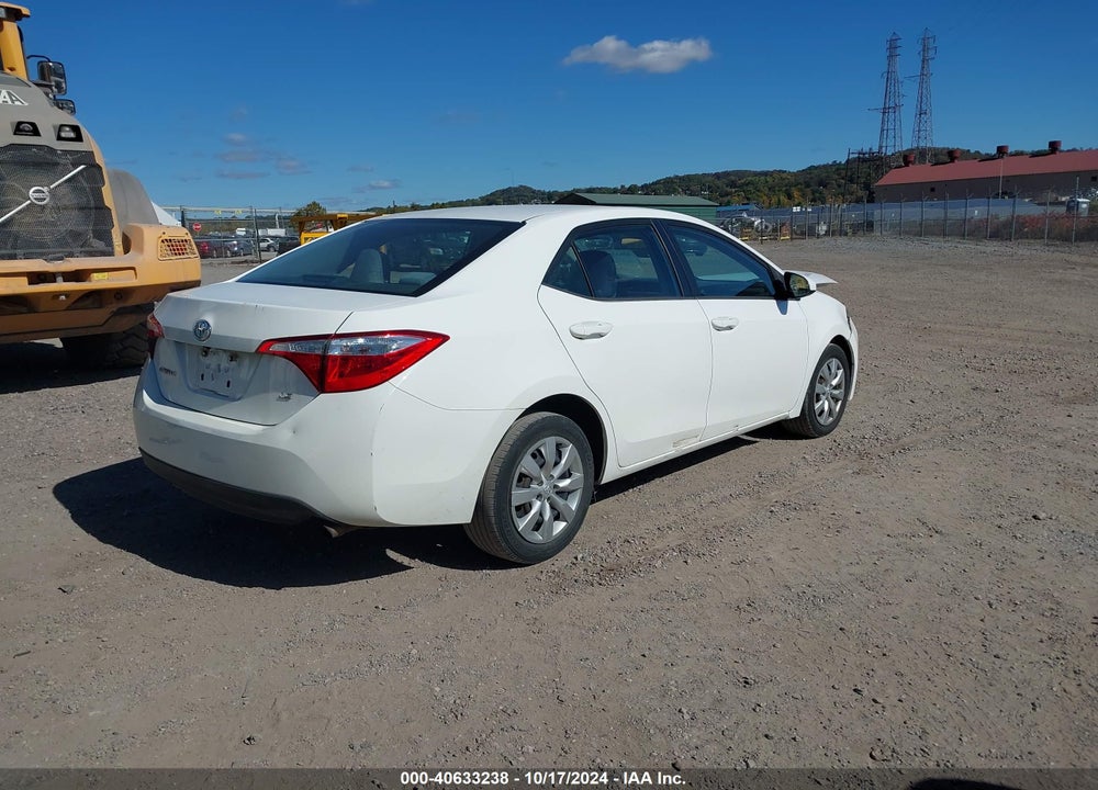 2015 TOYOTA COROLLA VIN: 5YFBURHE3FP292209