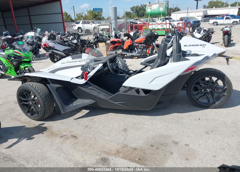 2023 POLARIS SLINGSHOT S WITH TECHNOLOGY PACKAGE VIN: 57XAATHD6P8159683