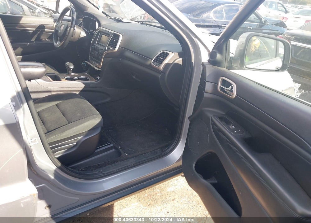 2015 JEEP GRAND CHEROKEE LAREDO VIN: 1C4RJFAG1FC838175