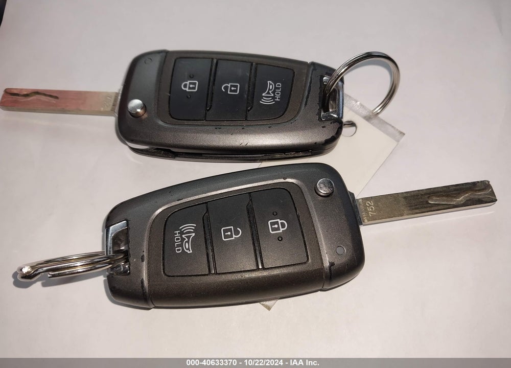 2021 HYUNDAI SANTA FE SE VIN: 5NMS1DAJ4MH370670