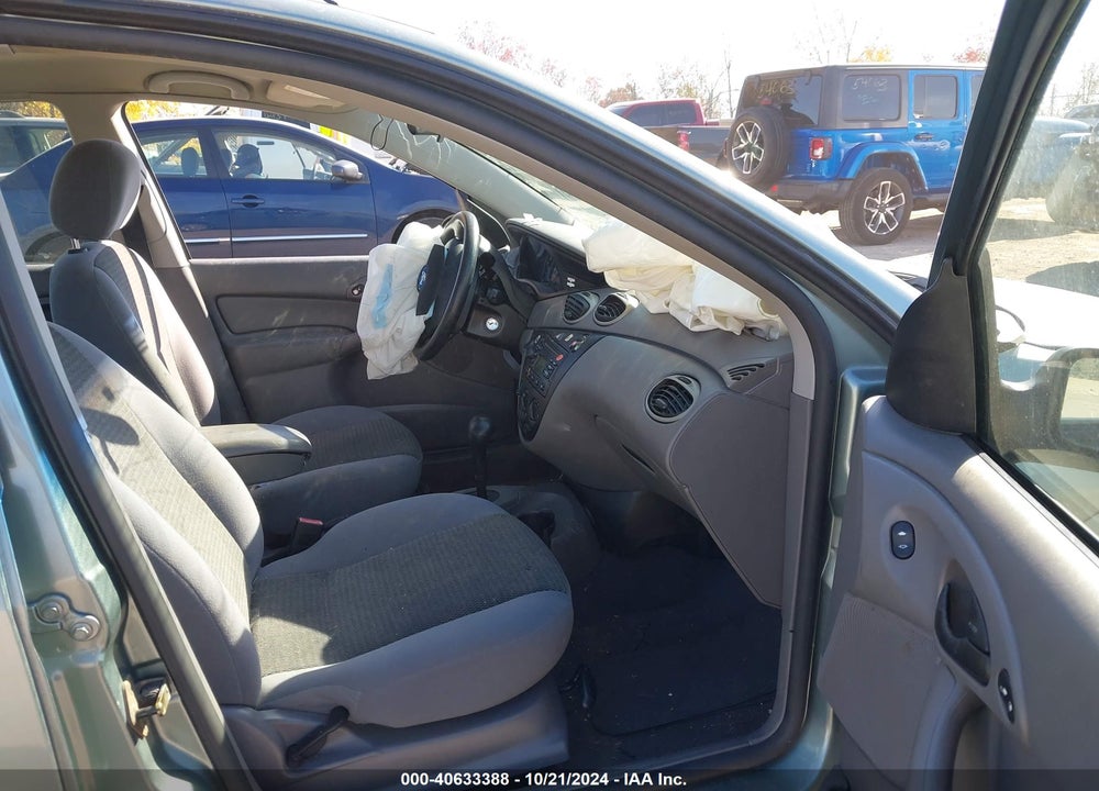 2004 FORD FOCUS SE VIN: 1FAFP34304W182464