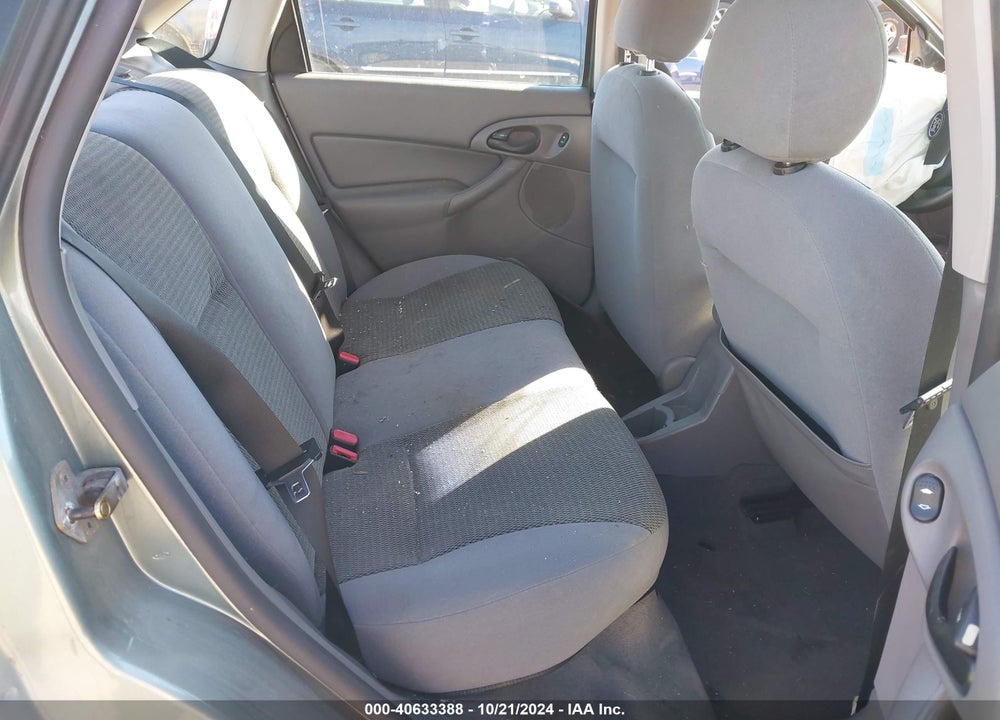2004 FORD FOCUS SE VIN: 1FAFP34304W182464
