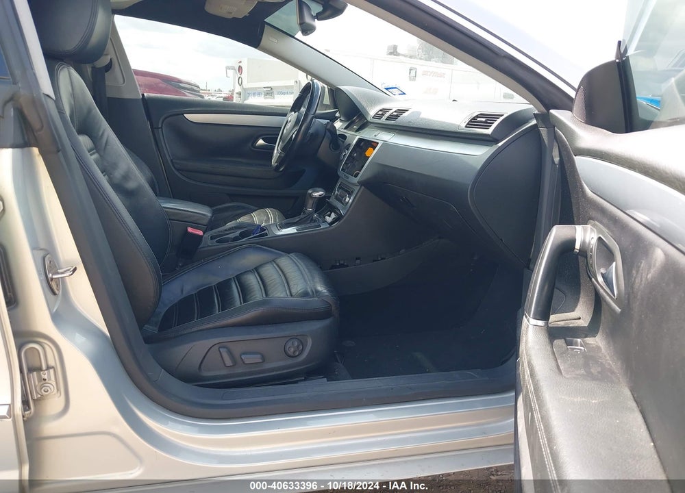 2009 VOLKSWAGEN CC VR6 VIN: WVWGU73C49E516136