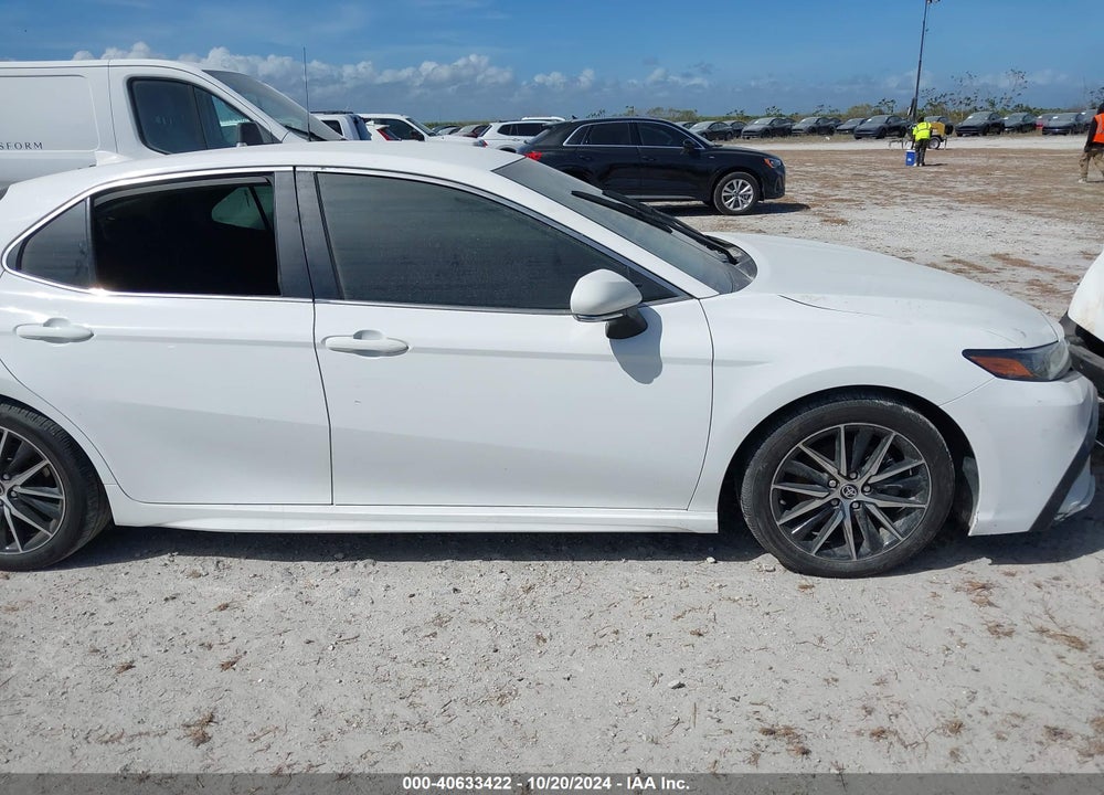 2022 TOYOTA CAMRY SE VIN: 4T1T11AK3NU650758