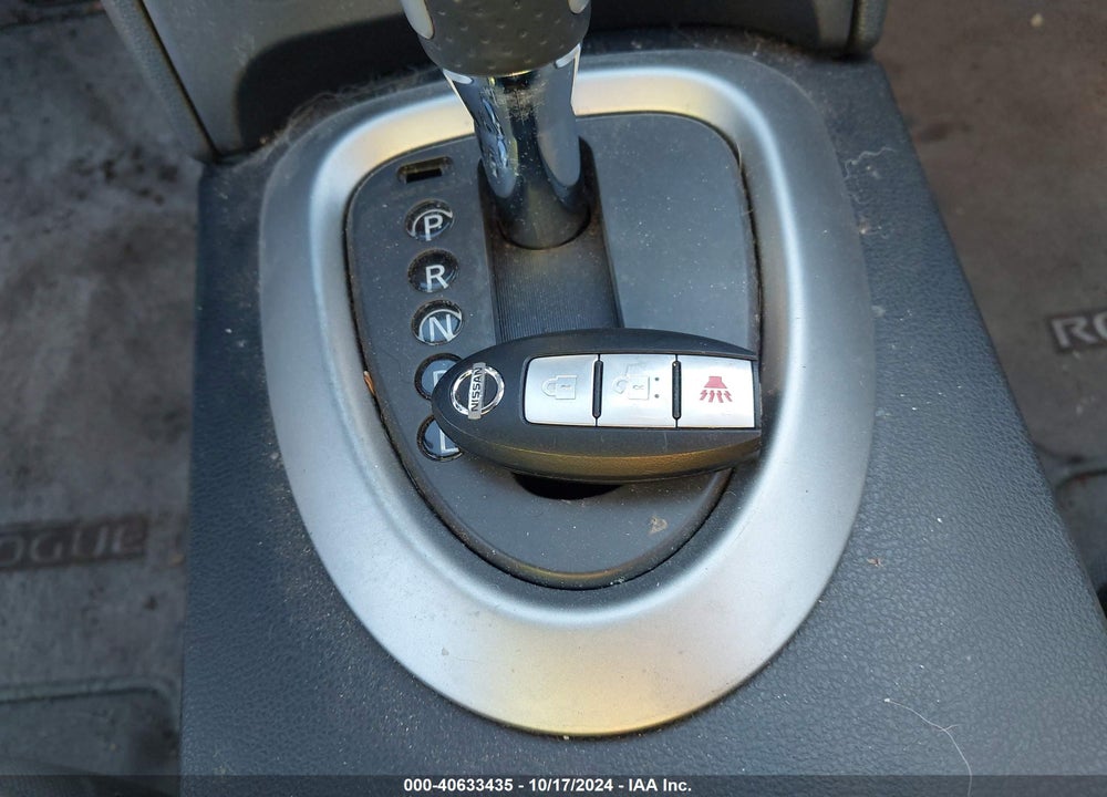 2011 NISSAN ROGUE SV VIN: JN8AS5MV2BW285421