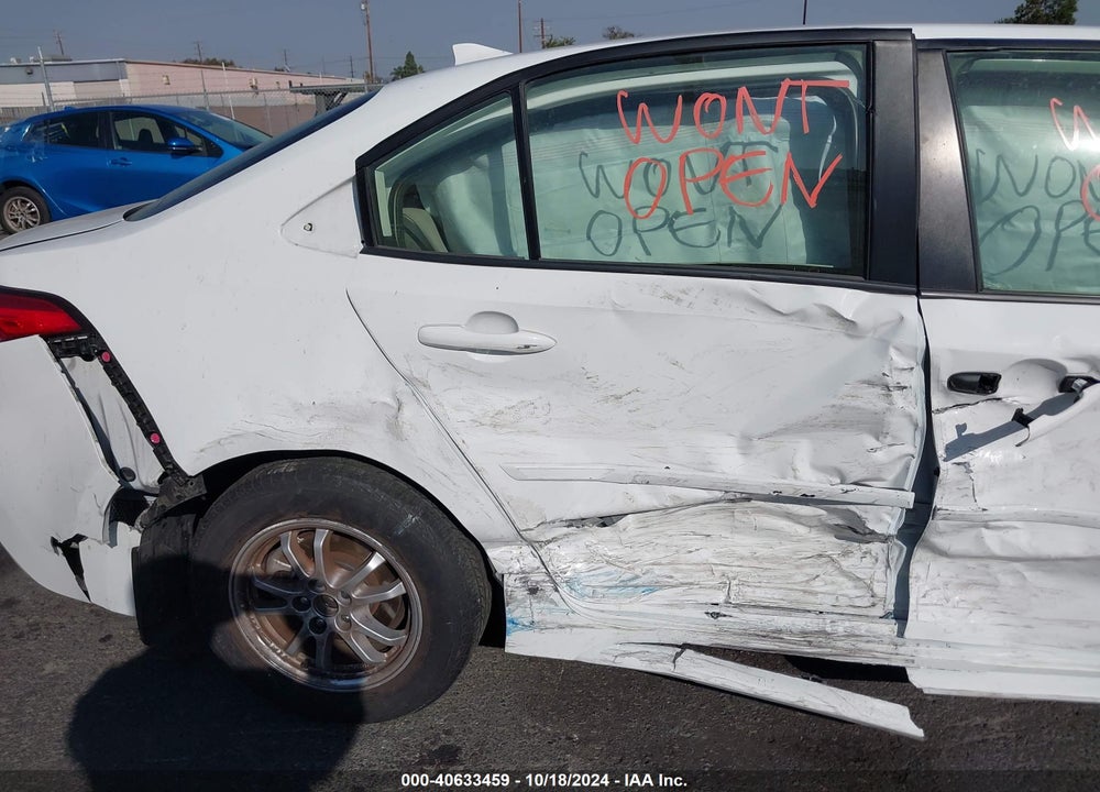 2022 TOYOTA COROLLA HYBRID LE VIN: JTDEAMDE4NJ051227