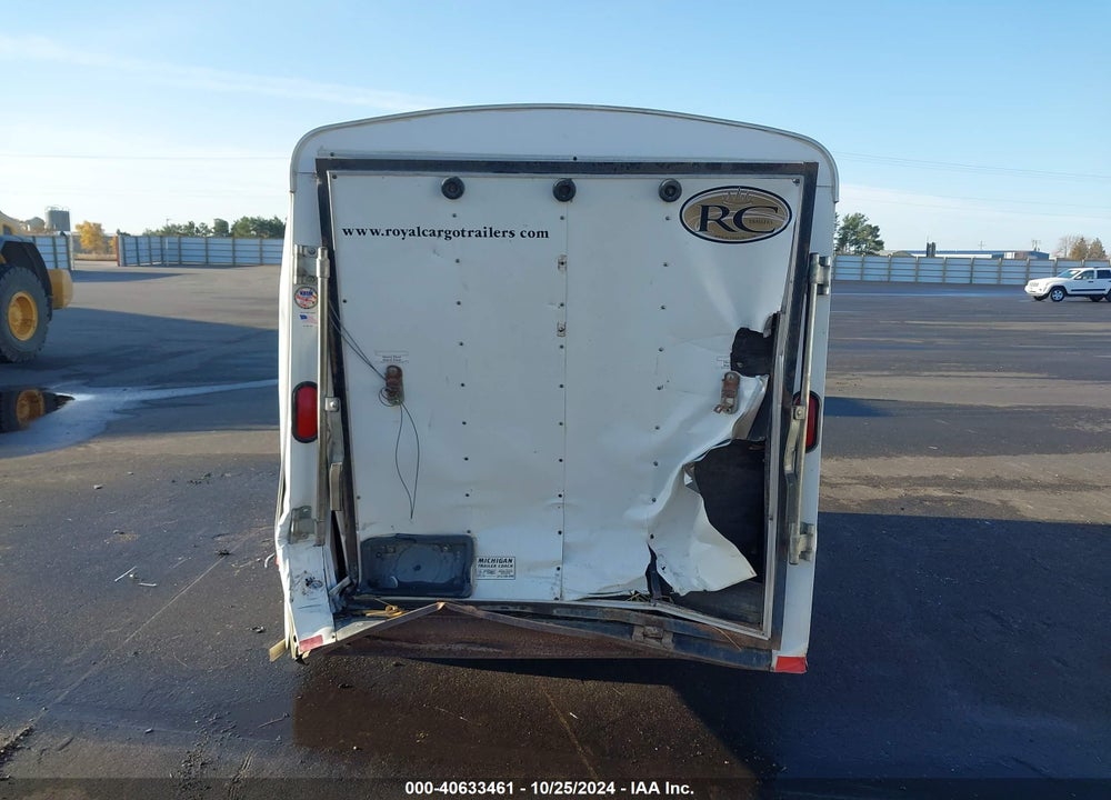 2007 ROYAL CARGO ENCLOSED TRAILER VIN: 5LABE10177M013149