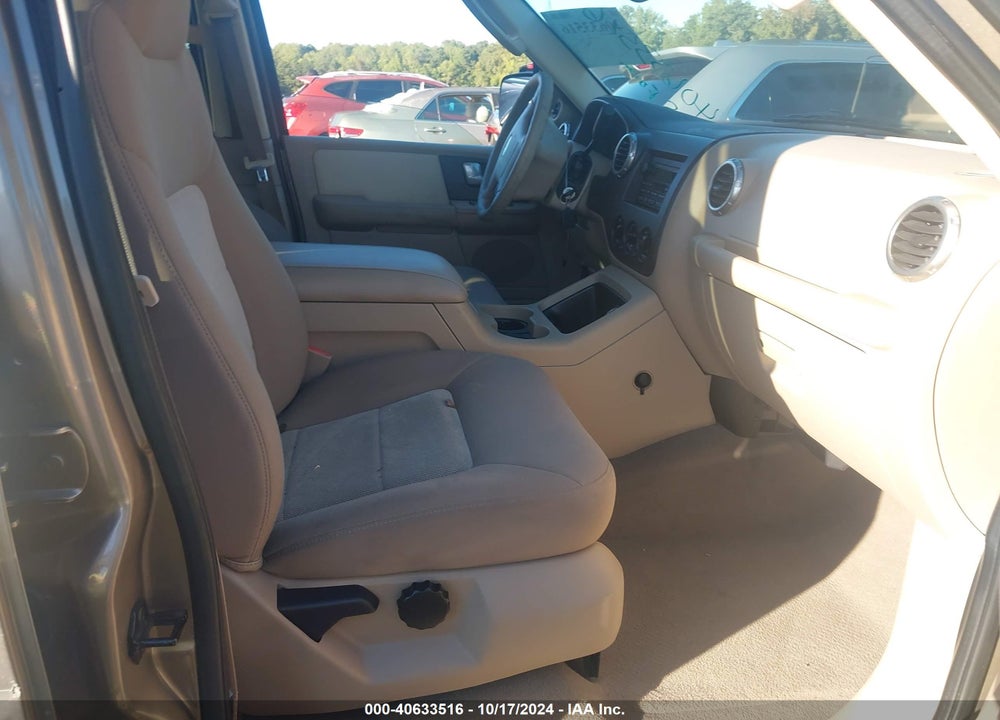 2003 FORD EXPEDITION XLT VIN: 1FMPU15L13LC08138