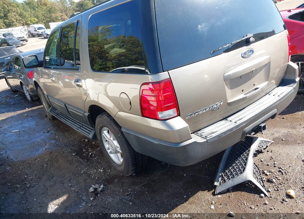 2003 FORD EXPEDITION XLT VIN: 1FMPU15L13LC08138