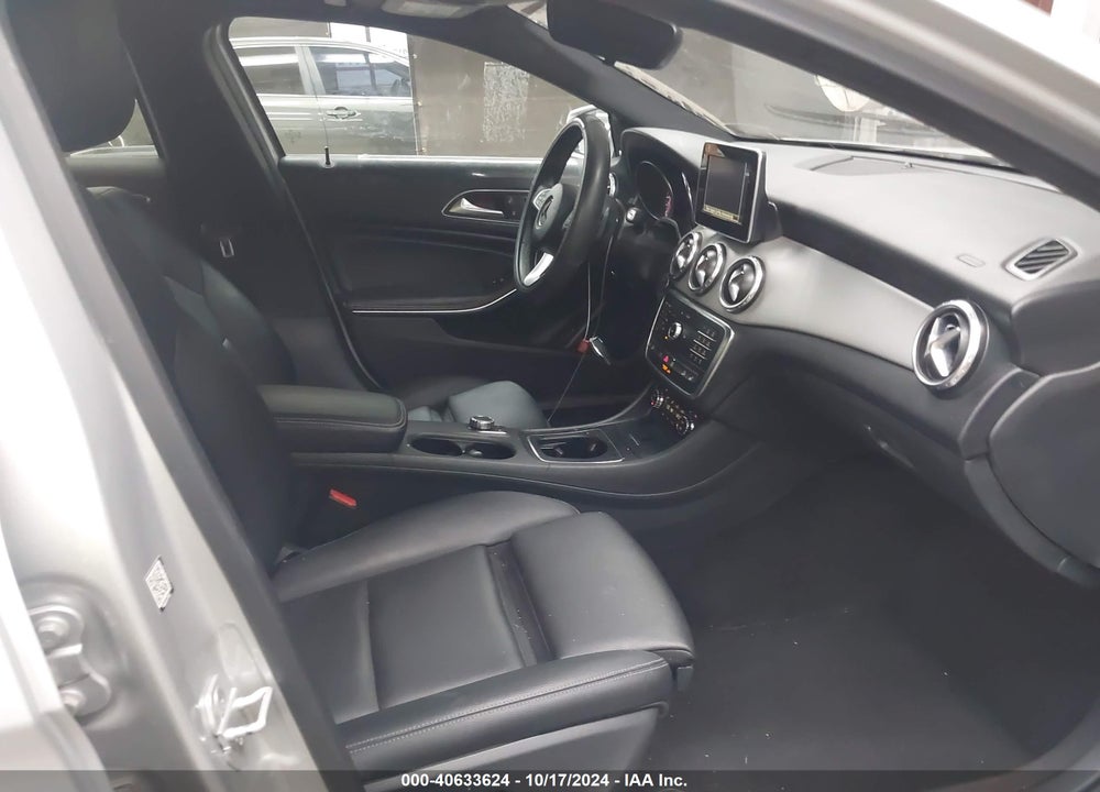 2017 MERCEDES-BENZ GLA 250 4MATIC VIN: WDCTG4GB1HJ309645