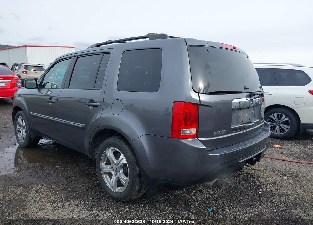 2015 HONDA PILOT EX-L VIN: 5FNYF4H59FB020170