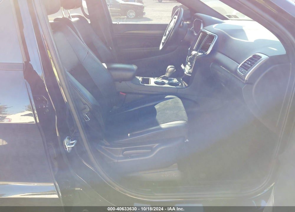 2017 JEEP GRAND CHEROKEE ALTITUDE 4X4 VIN: 1C4RJFAG2HC828662