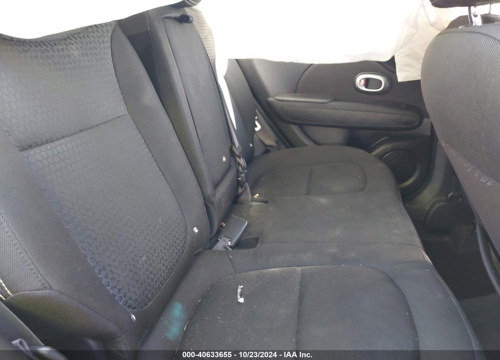 2016 KIA SOUL VIN: KNDJP3A56G7829605