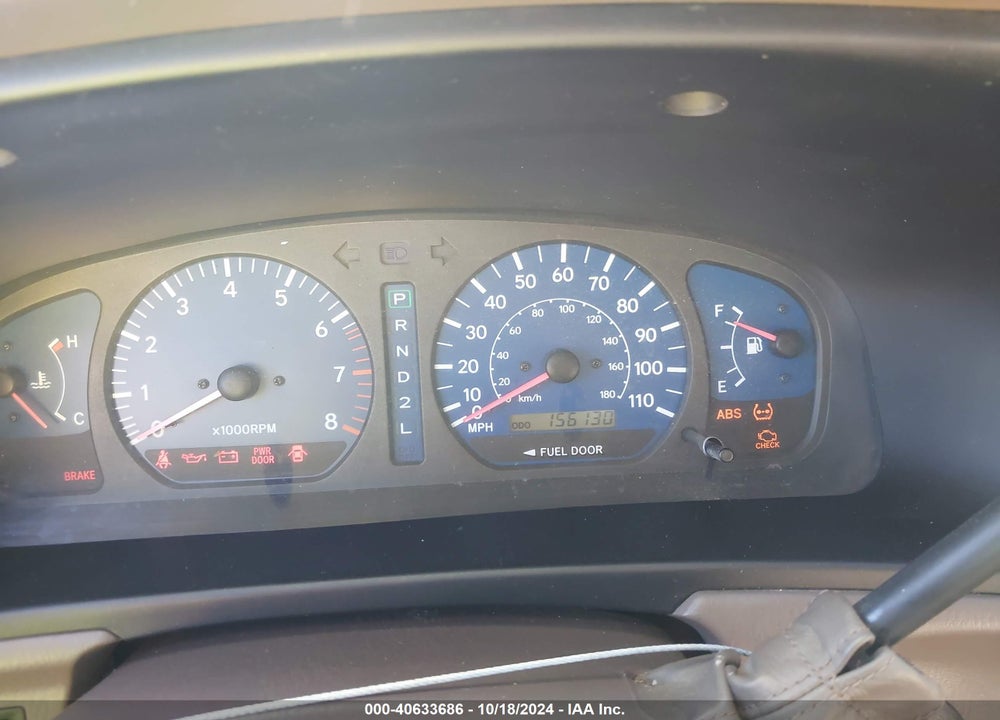 2002 TOYOTA SIENNA XLE VIN: 4T3ZF13C12U453950