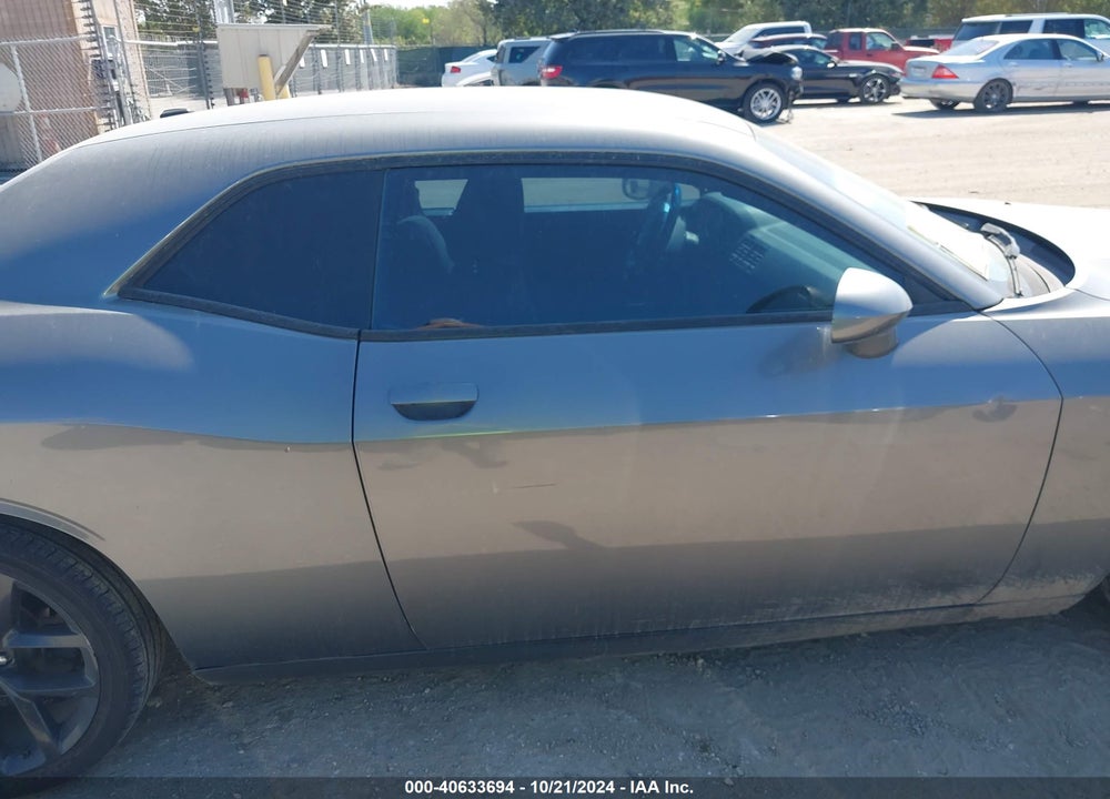 2011 DODGE CHALLENGER VIN: 2B3CJ4DG0BH558293