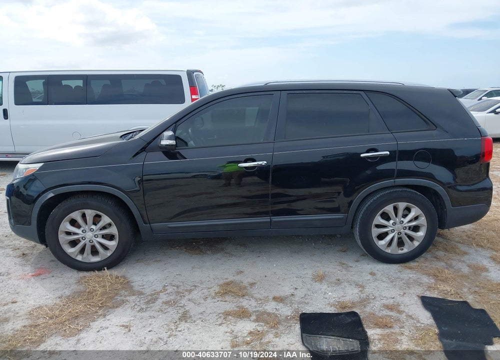 2015 KIA SORENTO EX V6 VIN: 5XYKU4A78FG584733