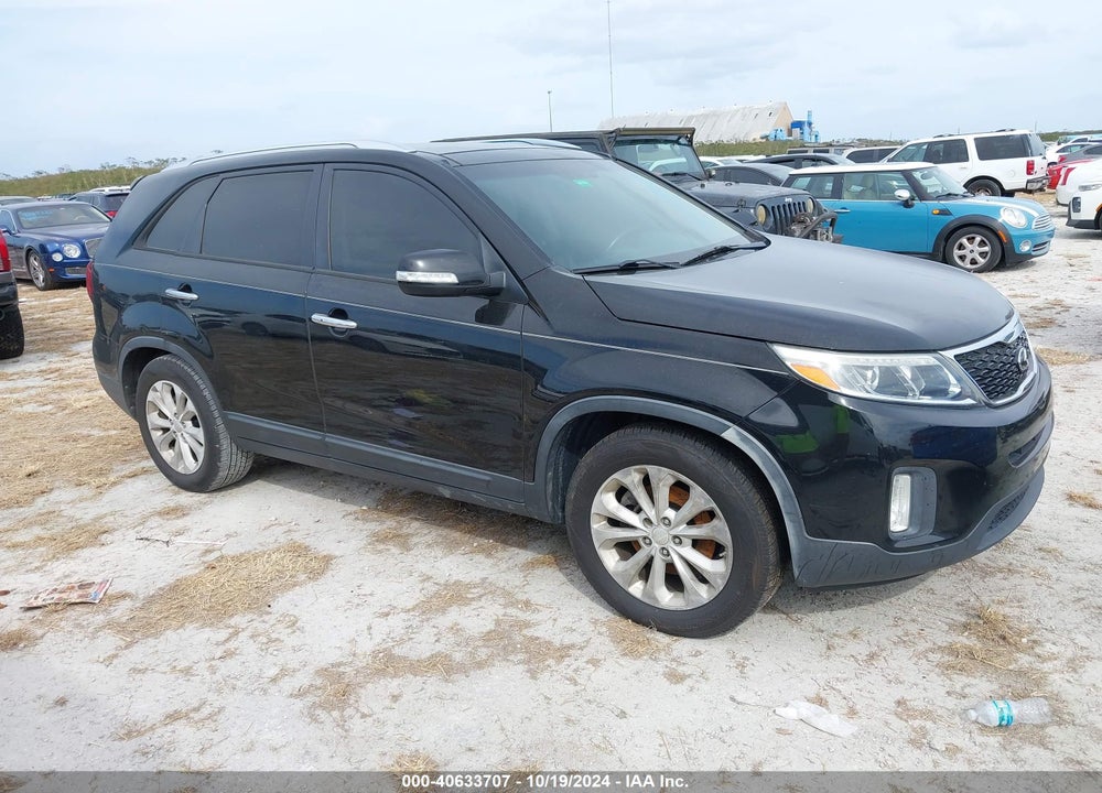 2015 KIA SORENTO EX V6 VIN: 5XYKU4A78FG584733