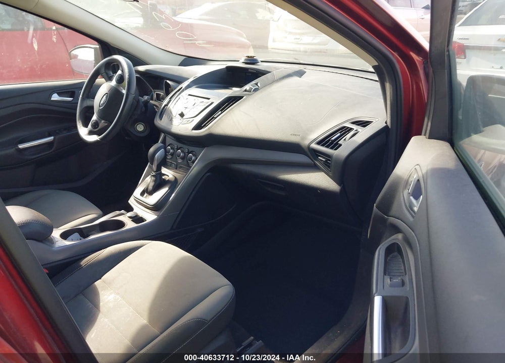 2015 FORD ESCAPE SE VIN: 1FMCU9G92FUC33675