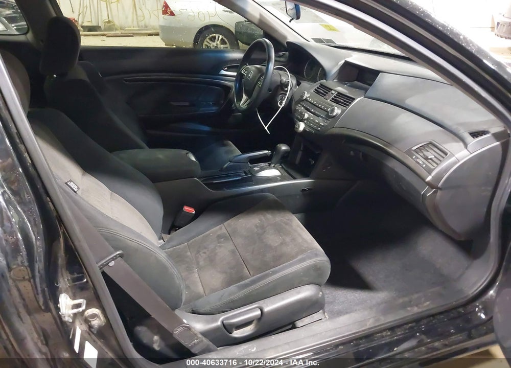 2009 HONDA ACCORD 2.4 LX-S VIN: 1HGCS12389A023653