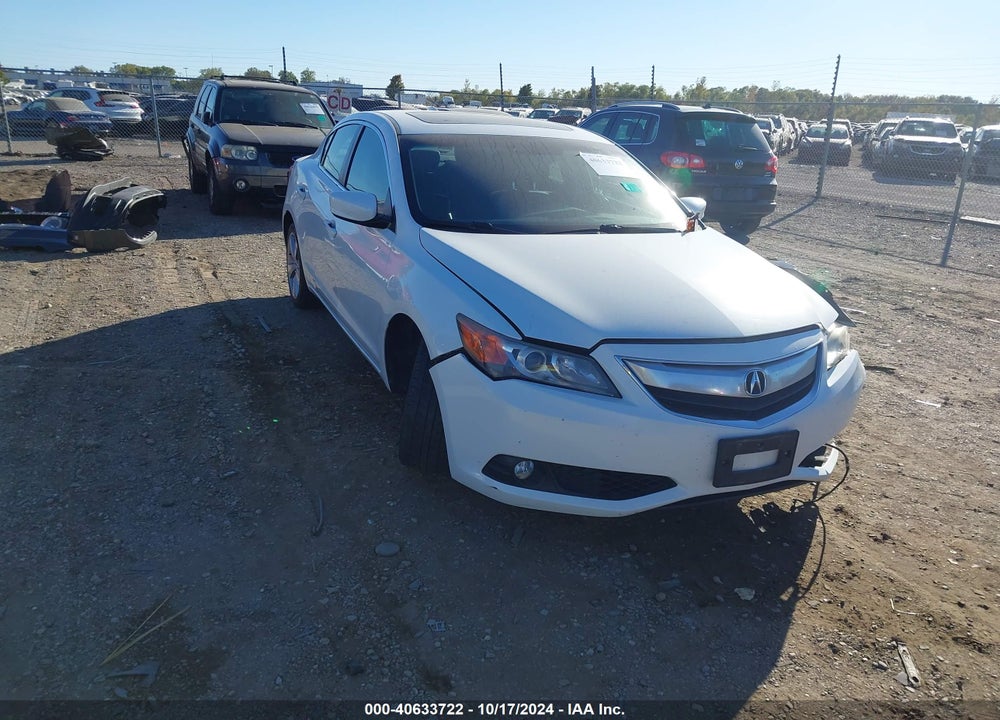 2013 ACURA ILX 2.0L VIN: 19VDE1F56DE016950