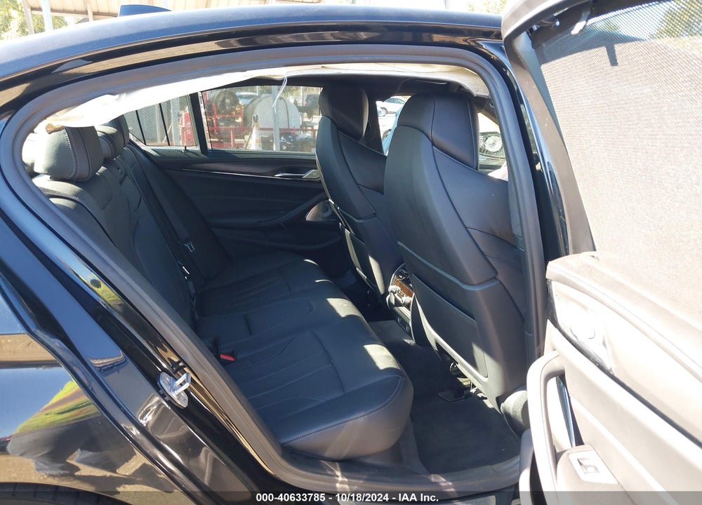 2018 BMW M5 VIN: WBSJF0C5XJB283760