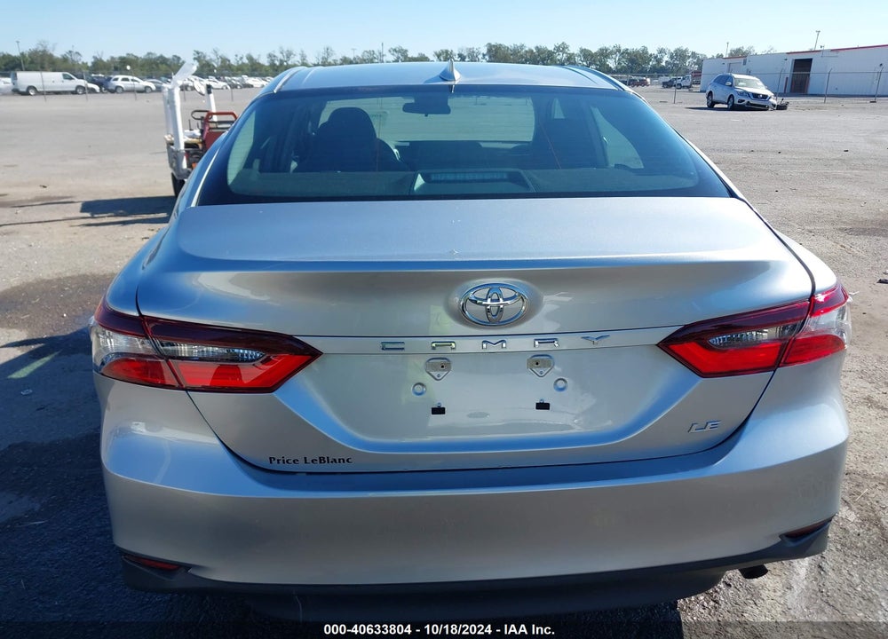 2022 TOYOTA CAMRY LE VIN: 4T1C11AK0NU697567