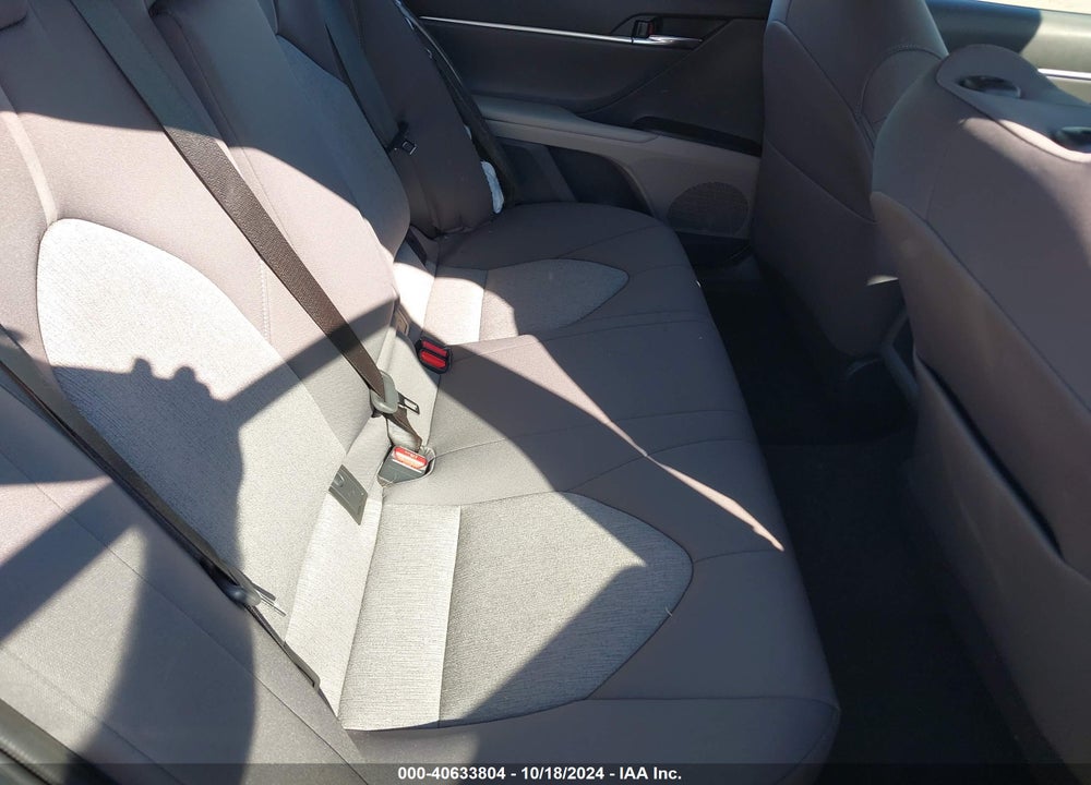 2022 TOYOTA CAMRY LE VIN: 4T1C11AK0NU697567