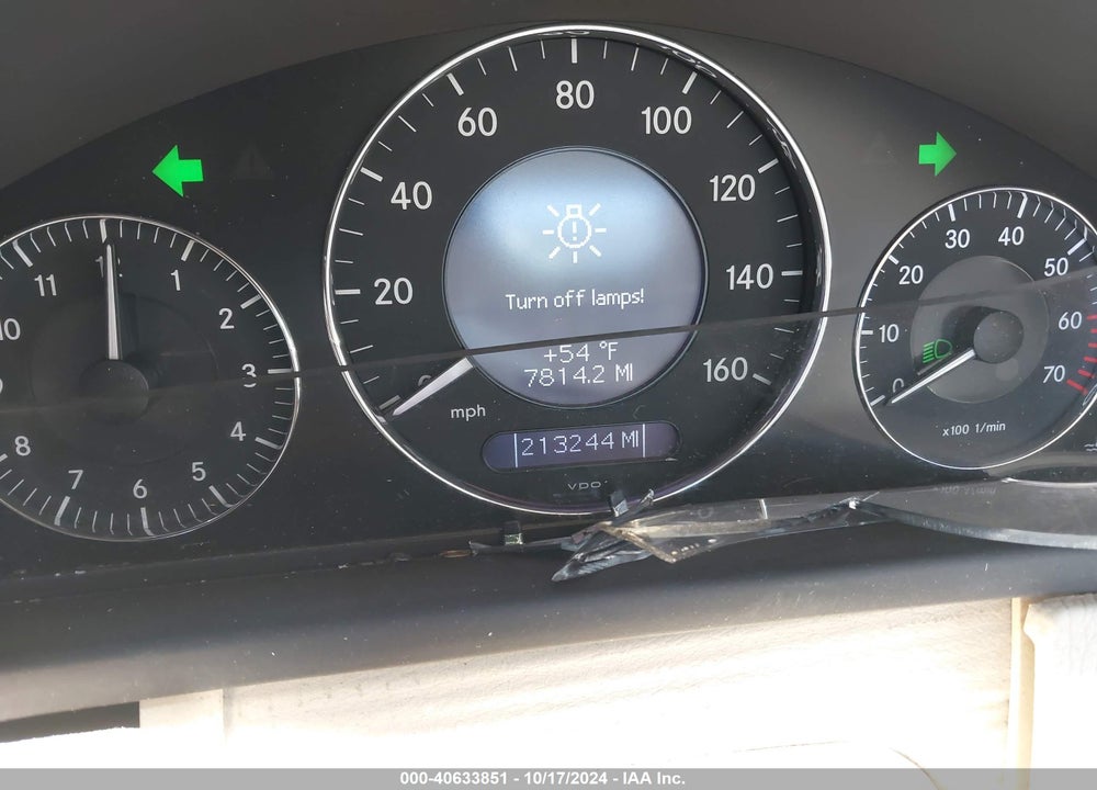 2005 MERCEDES-BENZ CLK 500 VIN: WDBTK75G75T052820