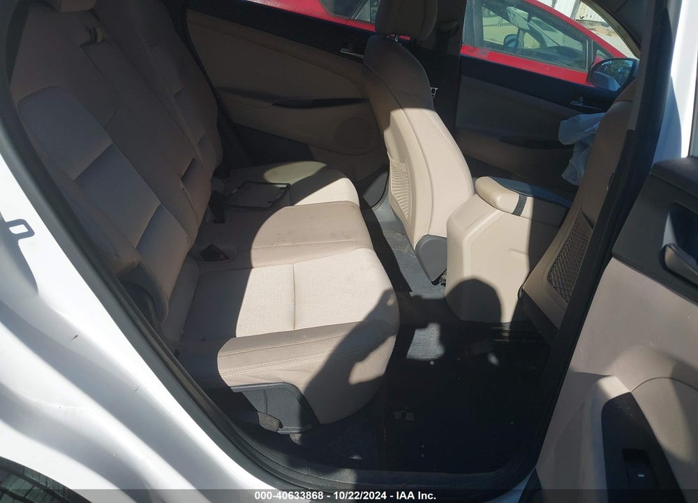 2017 HYUNDAI TUCSON SE VIN: KM8J23A48HU508329