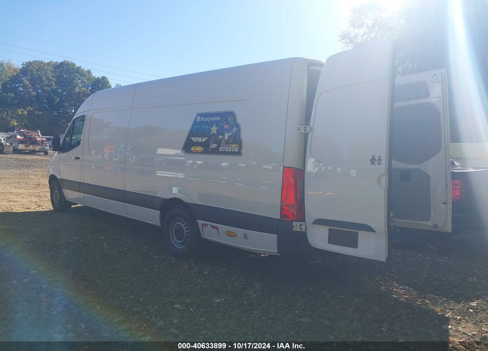 2023 MERCEDES-BENZ SPRINTER 2500 HIGH ROOF 4-CYL DIESEL VIN: W1Y4KDHY4PT128825