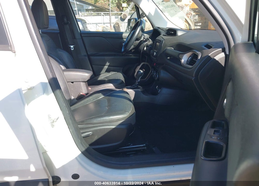 2016 JEEP RENEGADE LIMITED VIN: ZACCJADT5GPC86601