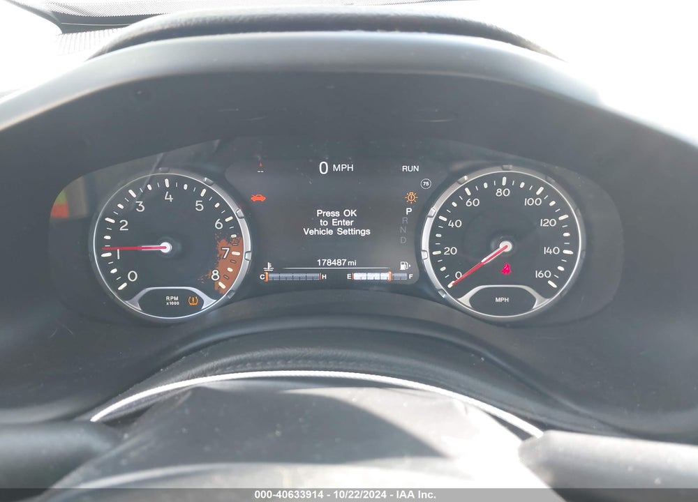 2016 JEEP RENEGADE LIMITED VIN: ZACCJADT5GPC86601