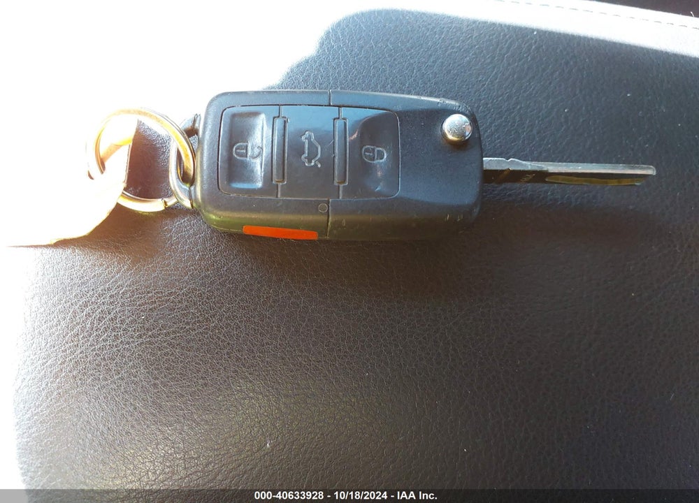 2010 VOLKSWAGEN TIGUAN SE VIN: WVGBV7AX5AW507999