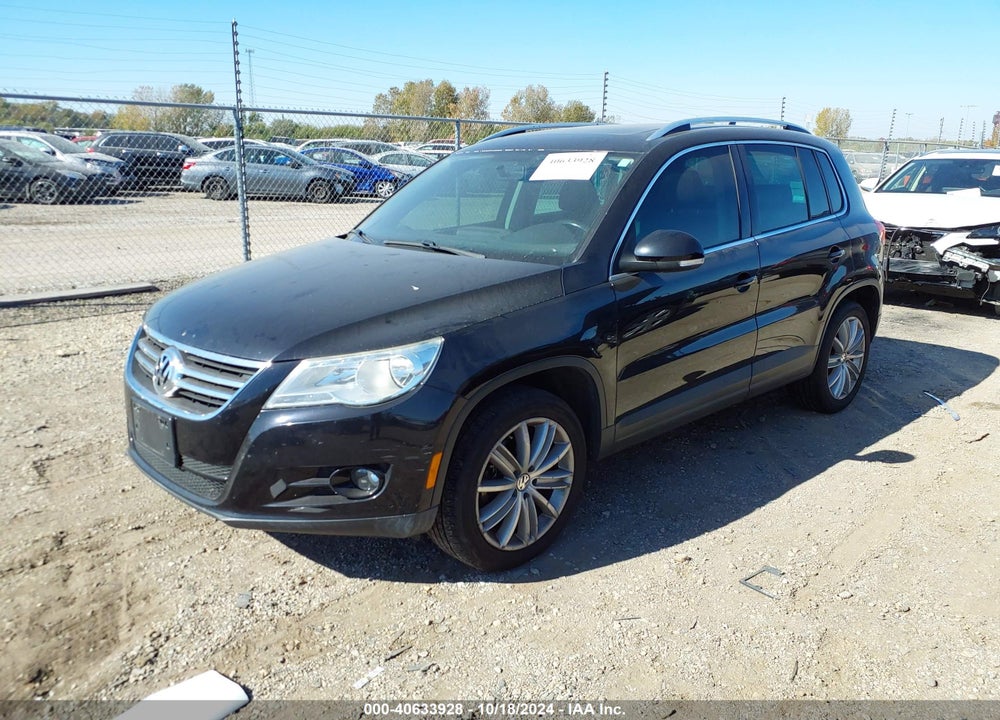 2010 VOLKSWAGEN TIGUAN SE VIN: WVGBV7AX5AW507999